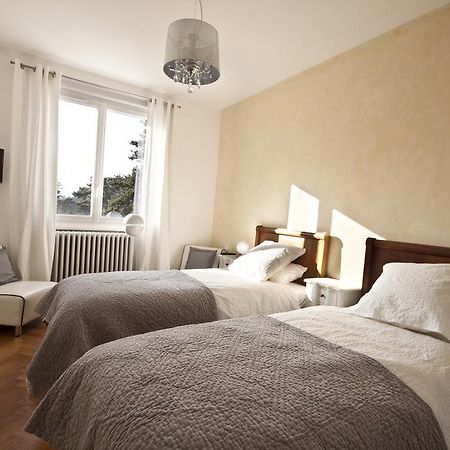 Bed and Breakfast La Maison De Roussille Francheville  Exterior foto