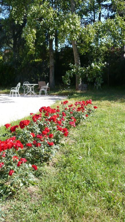 Bed and Breakfast La Maison De Roussille Francheville  Exterior foto